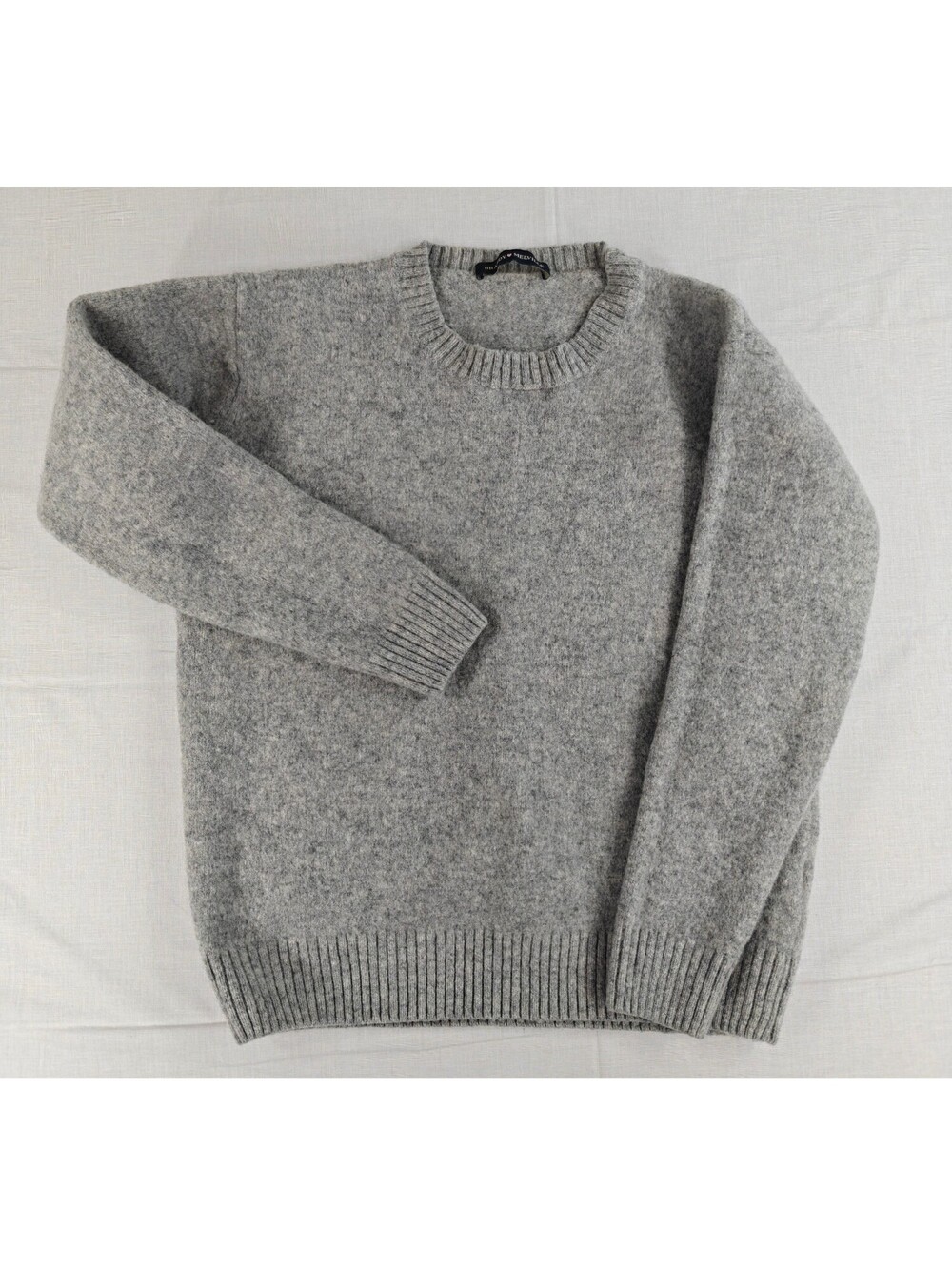Brandy Melville Women’s XS Gray Crewneck Knit Sweater